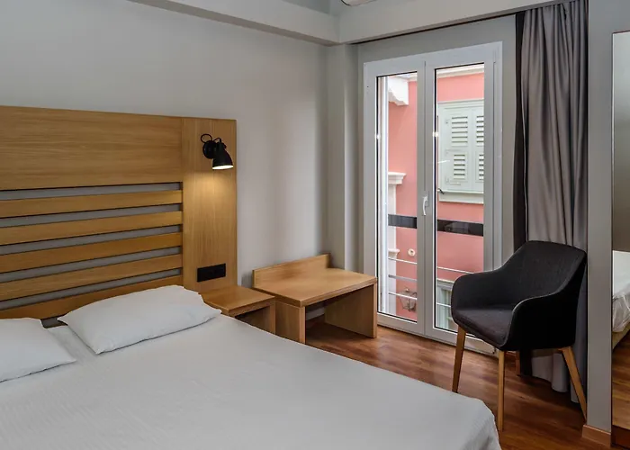 Agamemnon Hotel