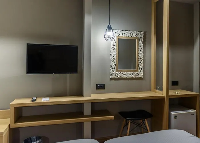 Agamemnon Hotel
