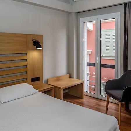 Agamemnon Hotel