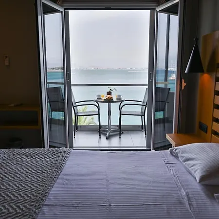 Agamemnon Hotel 3*