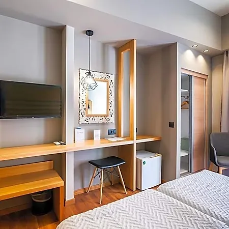Agamemnon Hotel 3*